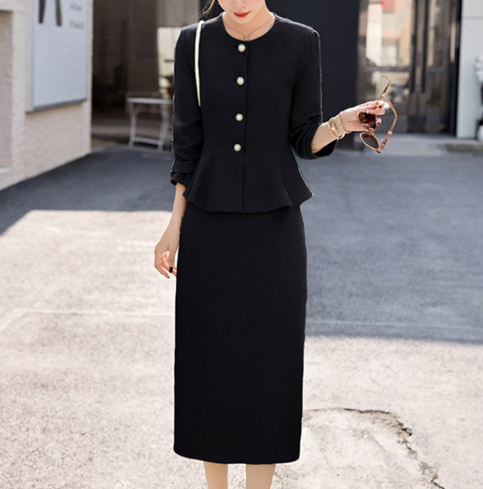 【極美品】EPOCA　エポカ　ペプラム　セットアップ　スカート　黒　伸縮性あり 極美品】EPOCA エポカ ペプラム セットアップ スカート 黒 伸縮