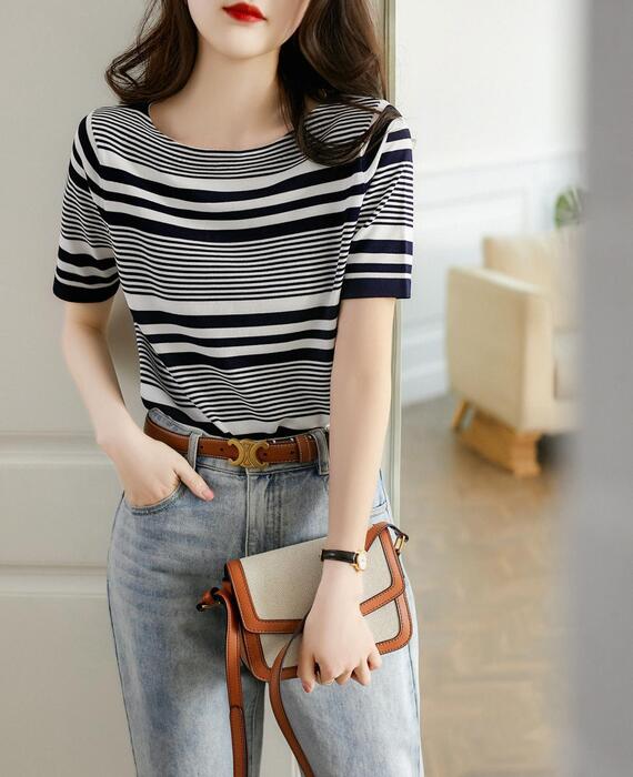 骨格ウェーブ服配色ボーダーTシャツトップス