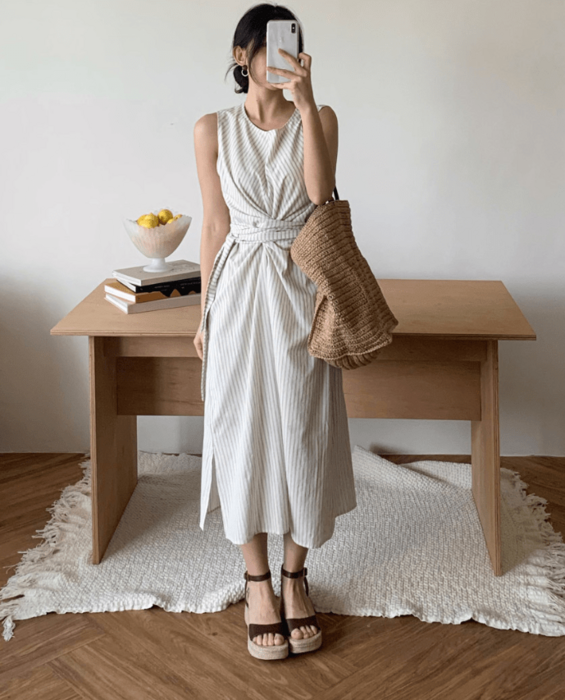 骨格ウェーブストライプウエストリボンノースリーブワンピース