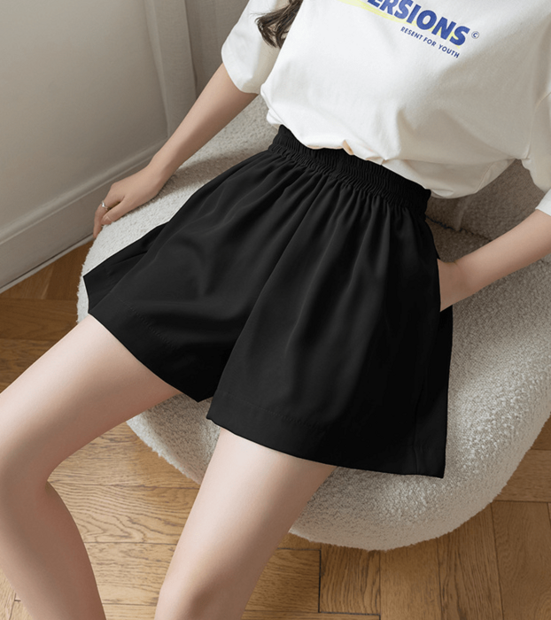 骨格ウェーブワイドレッグショートパンツ