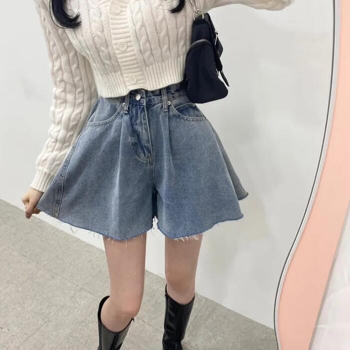 骨格ウェーブデニムフレアーショートパンツ