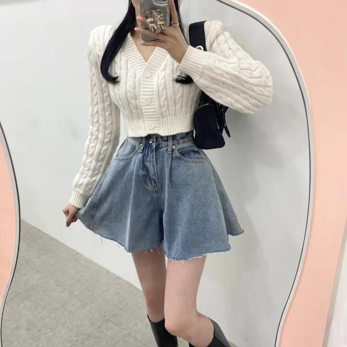 骨格ウェーブデニムフレアーショートパンツ