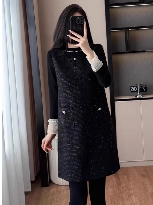 骨格ウェーブツトップス＋ツイードミニワンピース