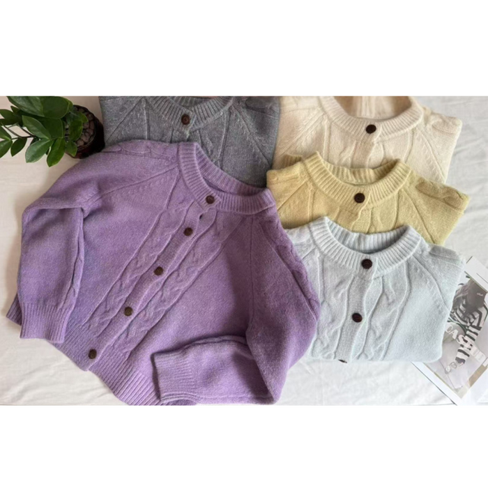 骨格ウェーブラウンドネックケーブルニットカーディガン