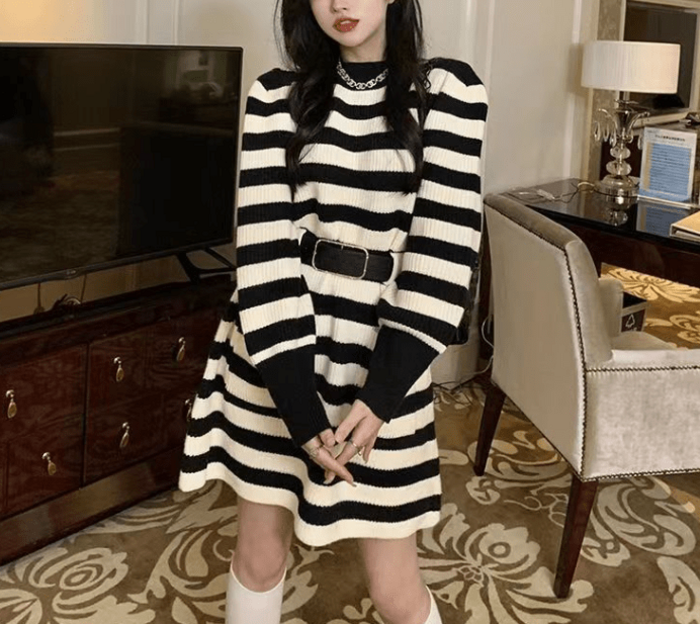 骨格ウェーブパフスリーブニットミニワンピース