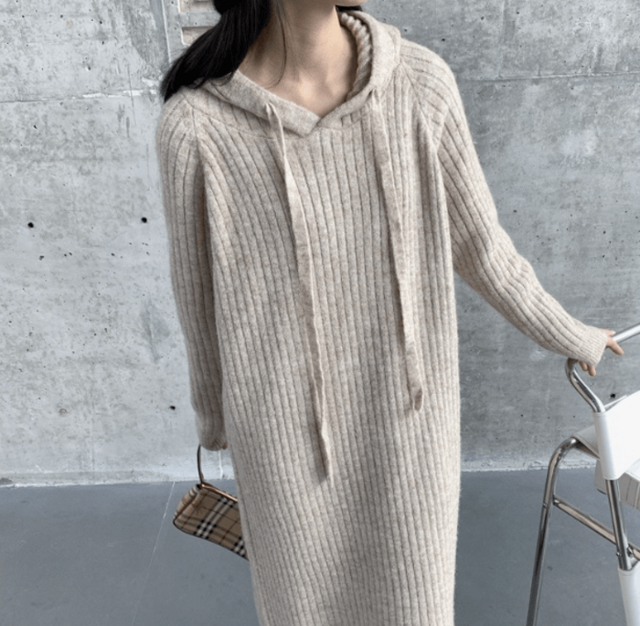 骨格ウェーブフード付きニットワンピース