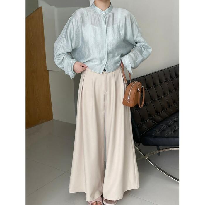 美品★限定デザイン choucho スタンドカラー ブラウス 36 ベージュ 美品☆限定デザイン choucho スタンドカラー ブラウス 36 ベージュ