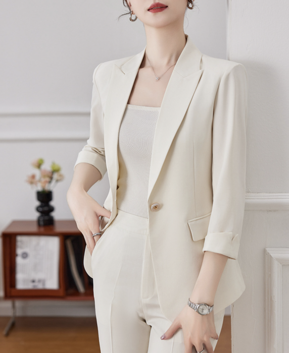 ソージュ　セットアップスーツ　ホワイト Find Your Best Jacket 3