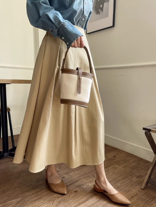 8yards ゴルフ フレアスカート グレージュ　M ⭐︎新品未使用⭐︎ 8yards ゴルフ フレアスカート グレージュ M ⭐︎新品未使用