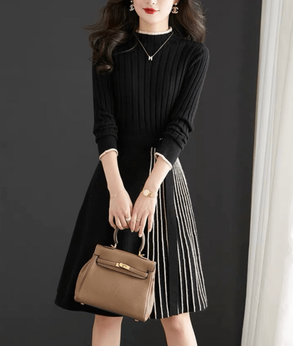 骨格ウェーブサイドプリーツひざ丈ニットワンピース（ワンピース