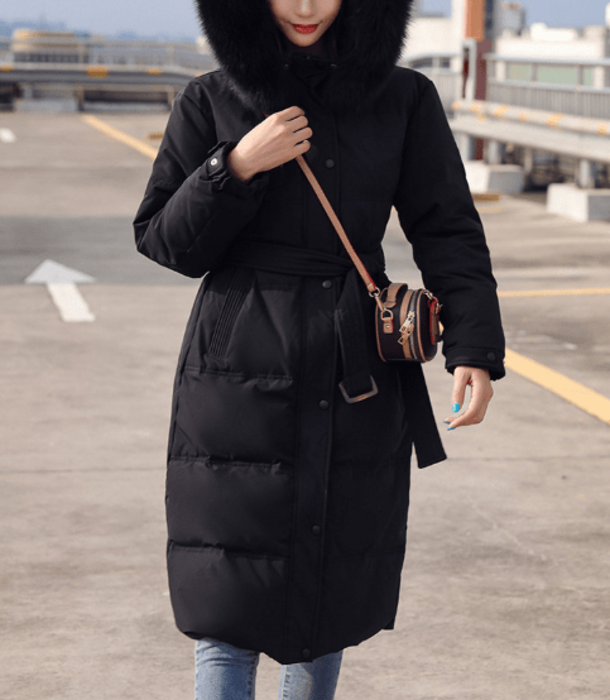 骨格ウェーブファーボリュームフードロングダウンコート（アウター