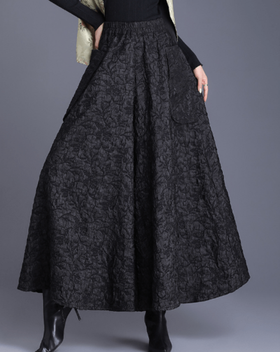 骨格ナチュラルブラック花柄フレアロングスカート スカート|骨格