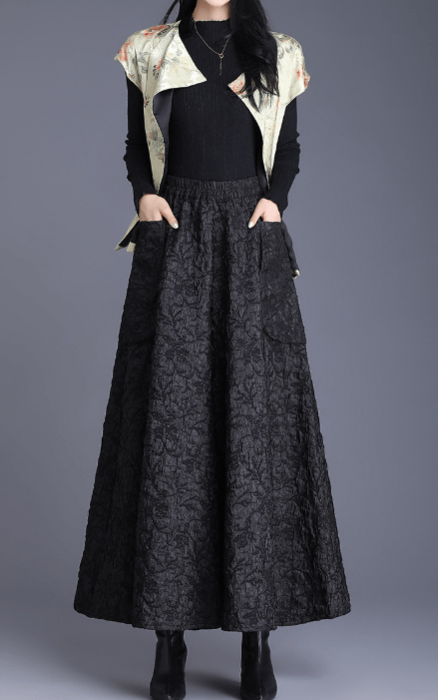 骨格ナチュラルブラック花柄フレアロングスカート スカート|骨格