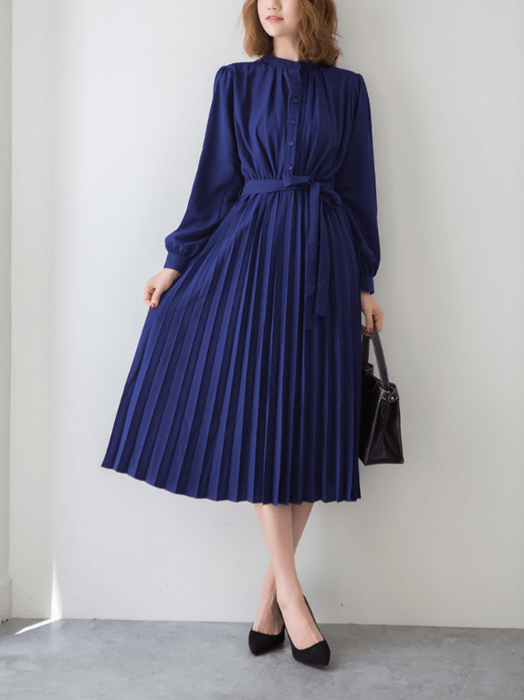 骨格ナチュラルプリーツロングワンピース ロングワンピース|骨格